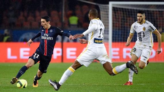 巴黎战平仍不败领跑