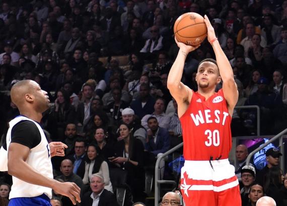 库里全明星并未发力但仍有亮点