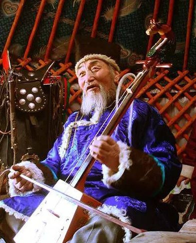 马头琴独奏蒙古人图片