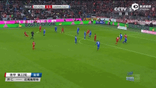 穆勒精彩的勾射反超比分