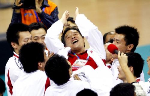 首冠之上海男排名帅沈富麟