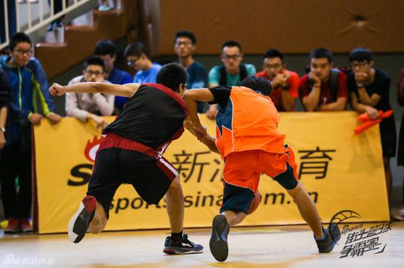新浪3v3篮球联赛比赛现场