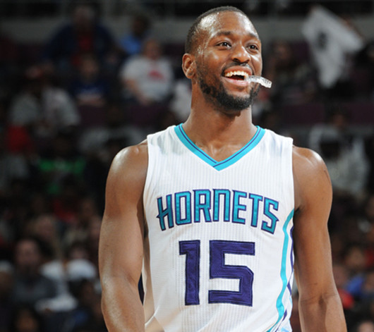 低首神龙_狄飞惊