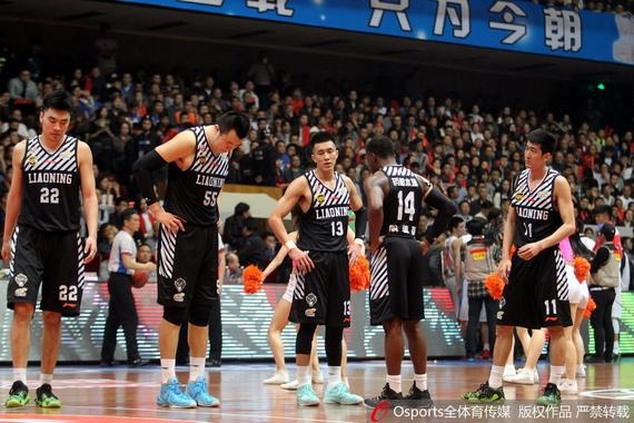 又一次错失冠军，辽宁队的球员们表情失落