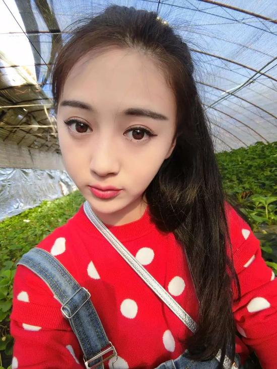 qq欢乐斗地主安卓记牌:溢价40% 被 *st博元变身"