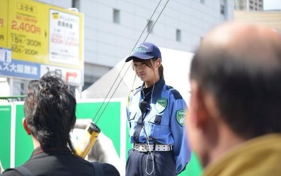 日本美女保安神似韩胜妍