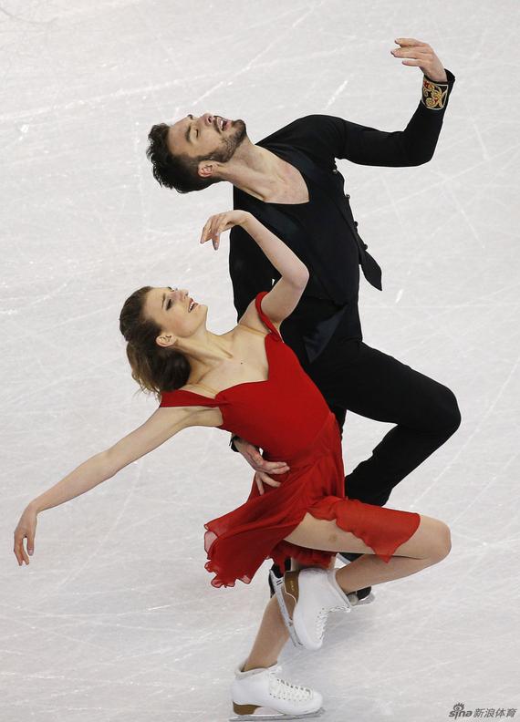 法冰舞组合头名女伴厄运连连