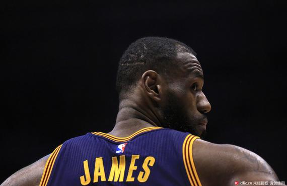 三巨头不只是詹姆斯