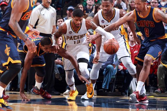 詹皇缺阵骑士不敌步行者