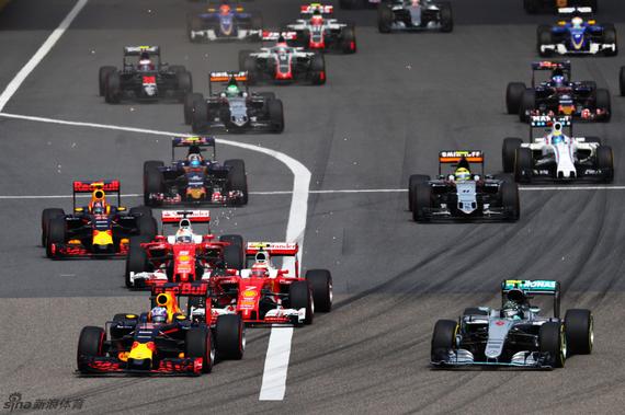 2016F1中国站发车