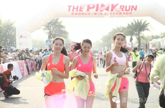 全国十佳跑团“最颜值”与你邂逅厦门女马。