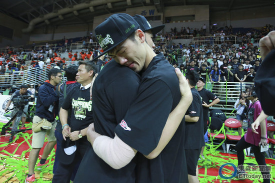 刘铮梦圆SBL总冠军