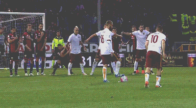 3次替补后破门了,而且也是第4次用参与进球的方式拯救危难时刻的球队