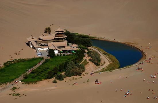 沙漠中的绿洲。