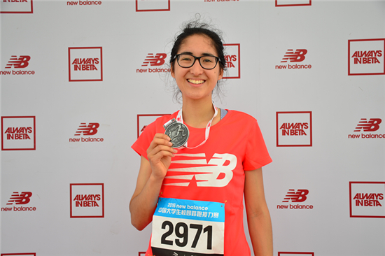 中英混血儿陈英。