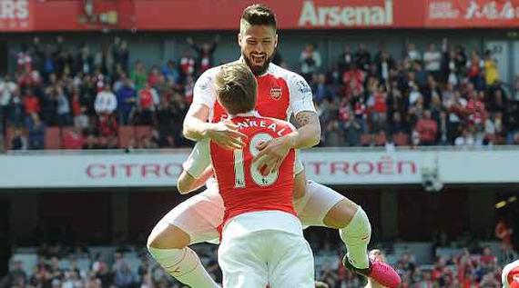 阿森纳4-0大胜夺联赛亚军