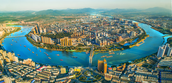 首届吉林市国际马拉松将于6月26日举行，共设四个项目。