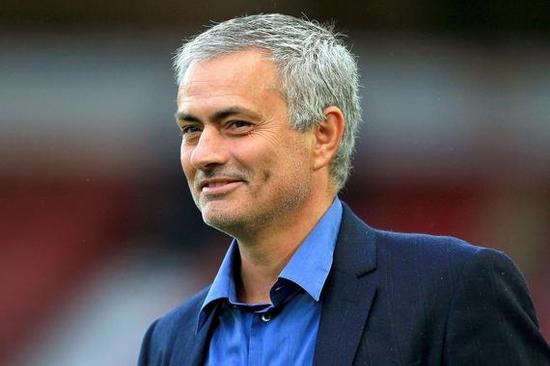 新浪专访门德斯:c罗500年一遇 穆帅两周后上任