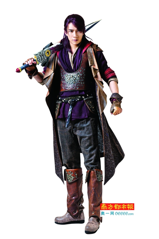 男神来袭 韩东君的八块腹肌是怎么练出来的?