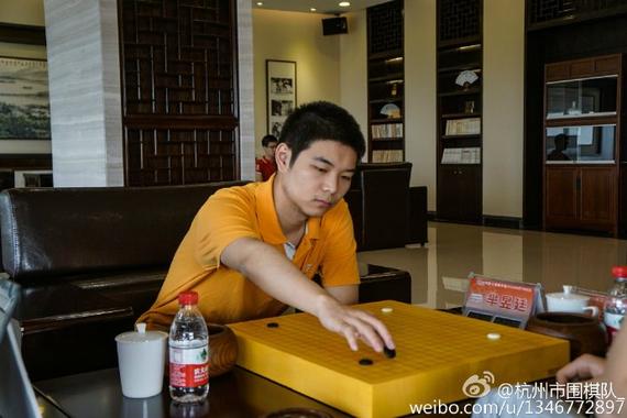 芈昱廷助江苏胜杭州