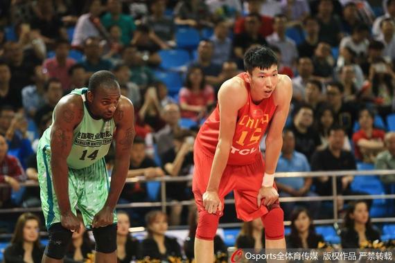 周琦表现依然抢眼