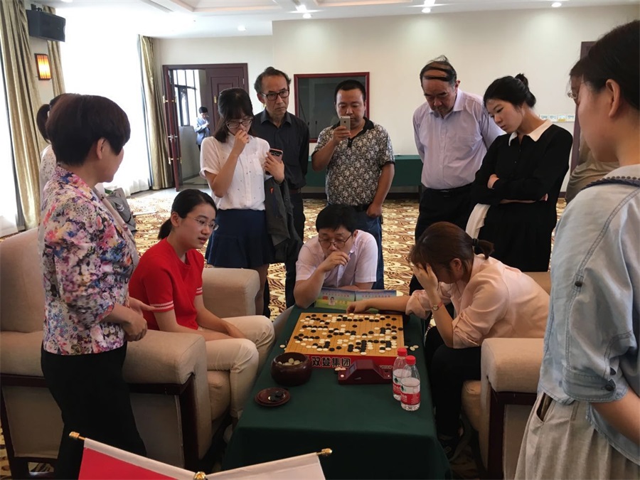 擂台赛於之莹胜崔精助中国夺冠