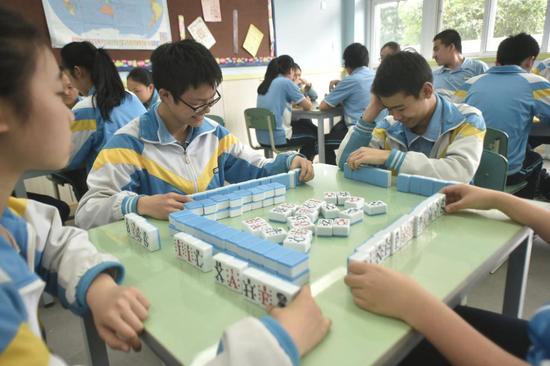 中国传统融合英语教学除了麻将还有英语围棋 手机新浪网