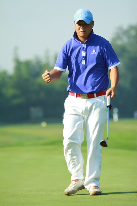 百汇吉杯职业-业余锦标赛第二场落幕 严斌强势夺冠