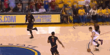 今日詹皇大帽库里