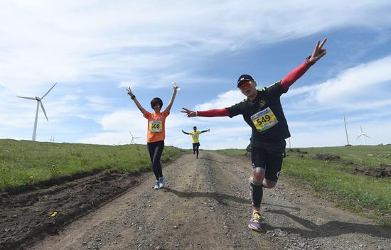 中国山马辉腾锡勒站完美收官:大美草原 纵情奔跑