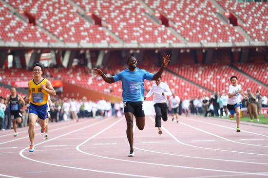 加特林参加鸟巢互动活动