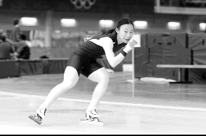 轮滑女王郭丹改练速度滑冰