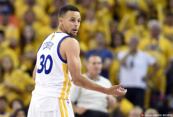 库里是总决赛表现最差的常规赛MVP