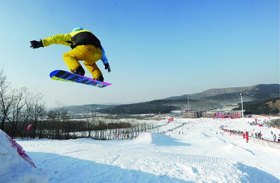 沈阳怪坡国际滑雪场