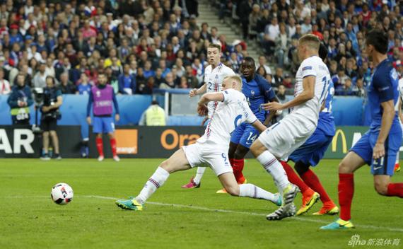 冰岛的威武让人肃然起敬