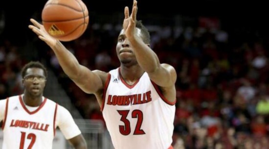 欧努阿库并不因罚球姿势感到羞耻