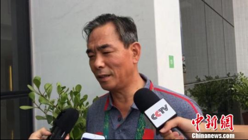 蔡振华看望中国女足