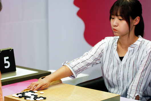 徐奉洙亢龙有悔止步九连胜 吴侑珍剑指李昌镐_棋牌_新浪竞技风暴_新浪