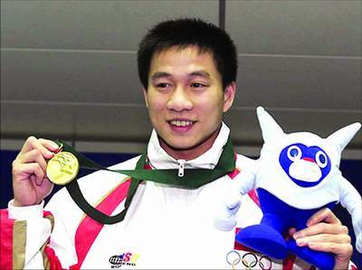 广东省跳水中心副主任余卓成