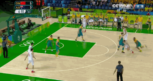 gif-中国澳大利亚全场集锦:阿联难斗澳洲群狼_中国军团_新浪竞技风暴