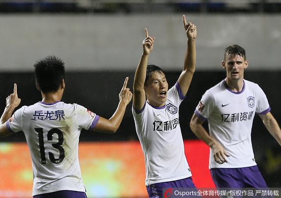 泰达纪念闫安楠