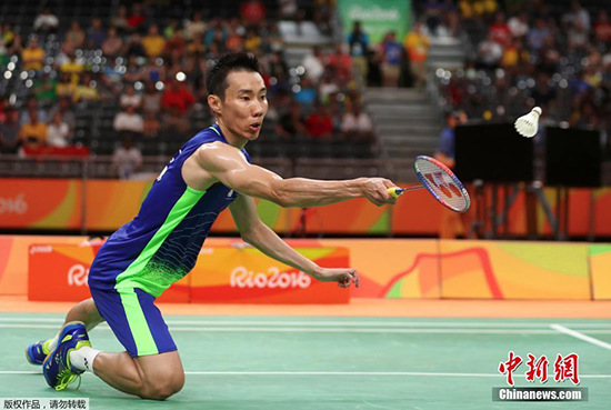 李宗伟在比赛中。