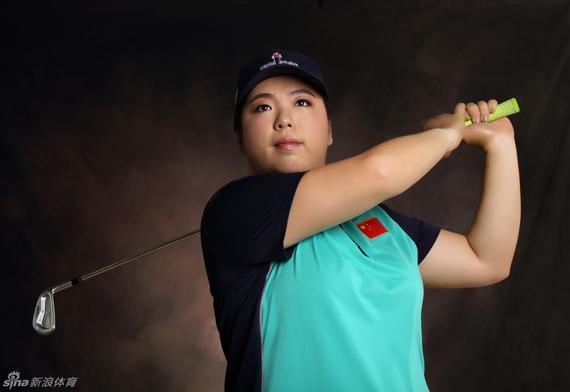 高尔夫泰妹阿瑞雅首轮领先 冯珊珊并列第19