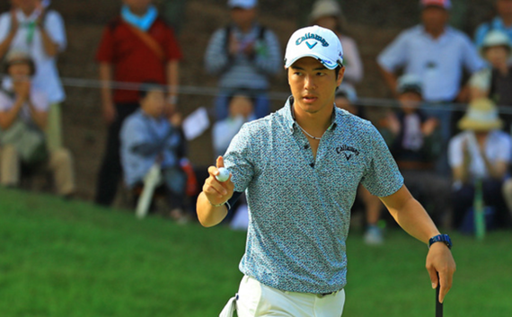 石川辽六年来首次在日巡赛领先