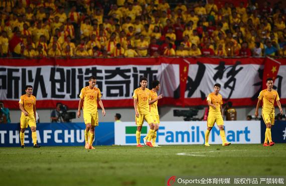 国足客场不敌韩国
