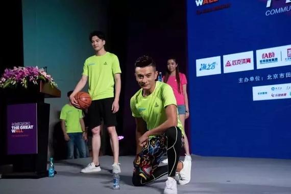 不用磨皮不用调色！穿上2016长马跑服可以一键美颜