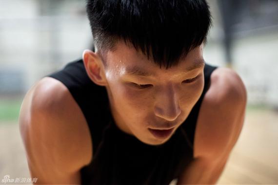 周琦没有出现在篮协注册名单