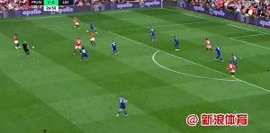 博格巴为伊布做饼