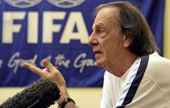 梅诺蒂：世界最佳球员是伊涅斯塔