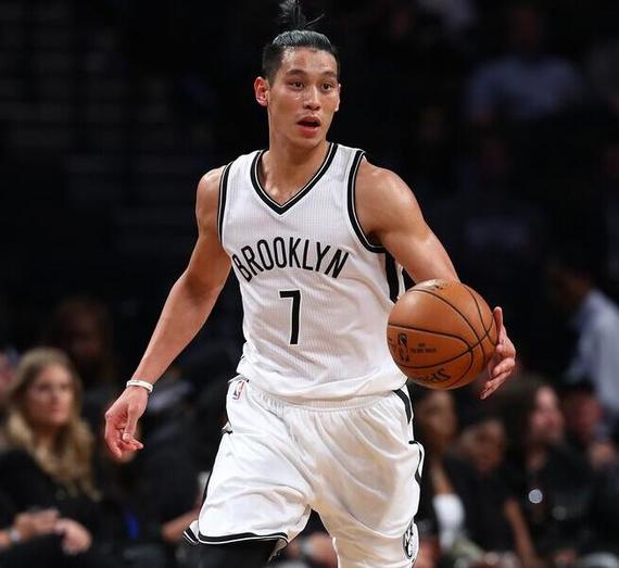 五大囧书豪暂时领先！